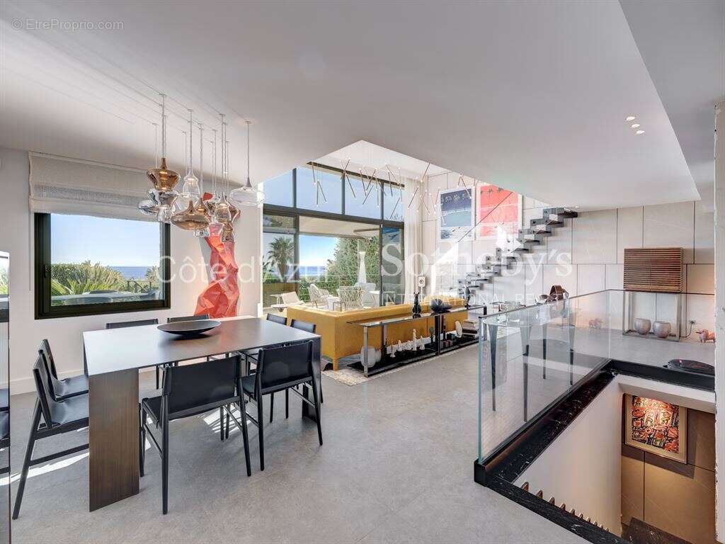 Villa contemporaine avec vue mer panoramique à Cannes Eden, Côte d’Azur - photo 4