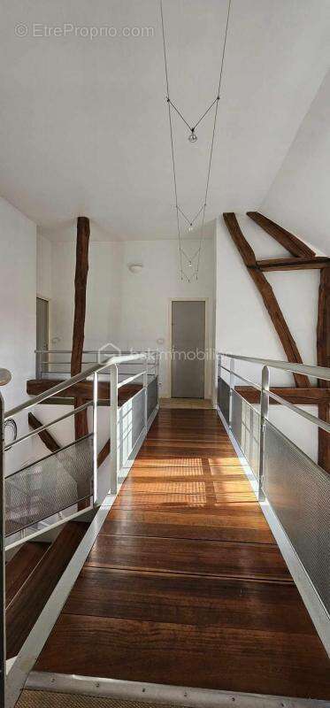 Appartement à SAINS-EN-AMIENOIS