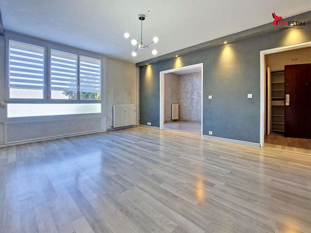 Appartement à DAGNEUX