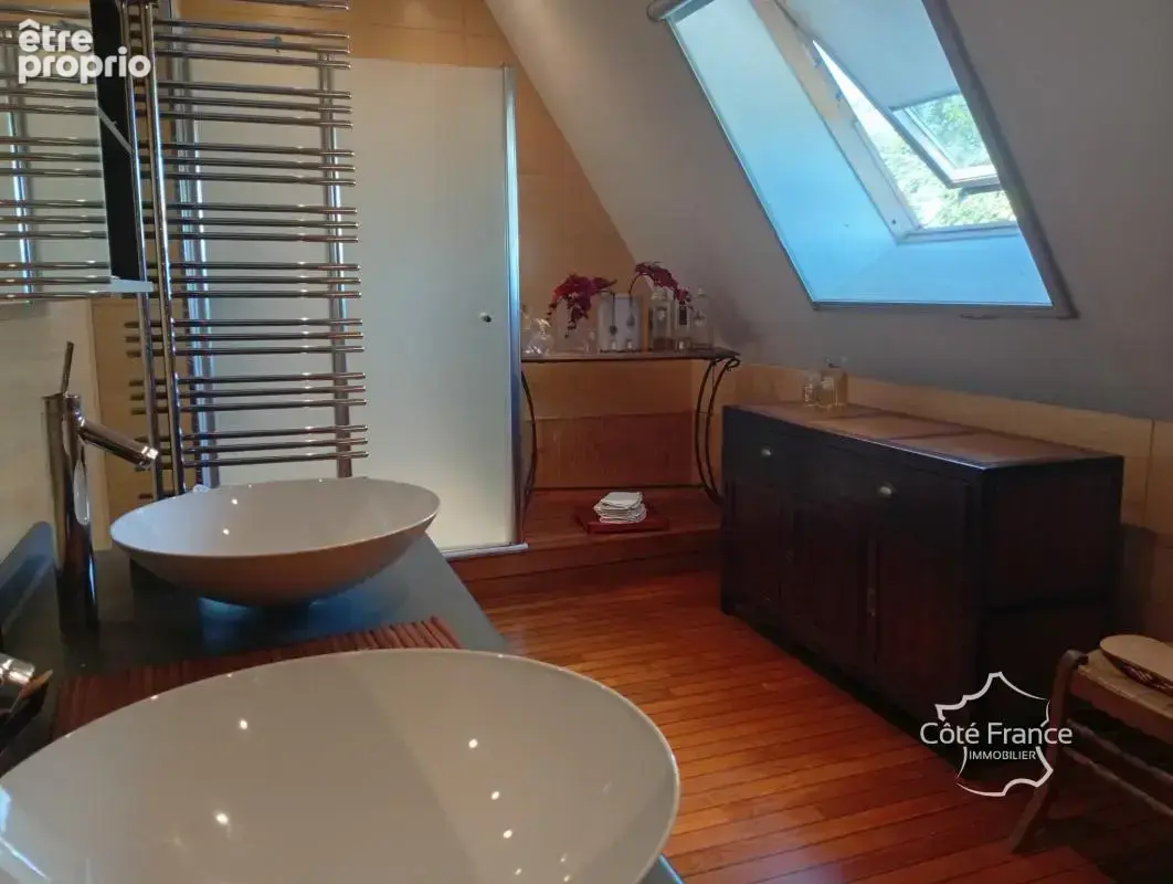 Belle maison en pierre rénovée avec piscine chauffée et char - photo 20