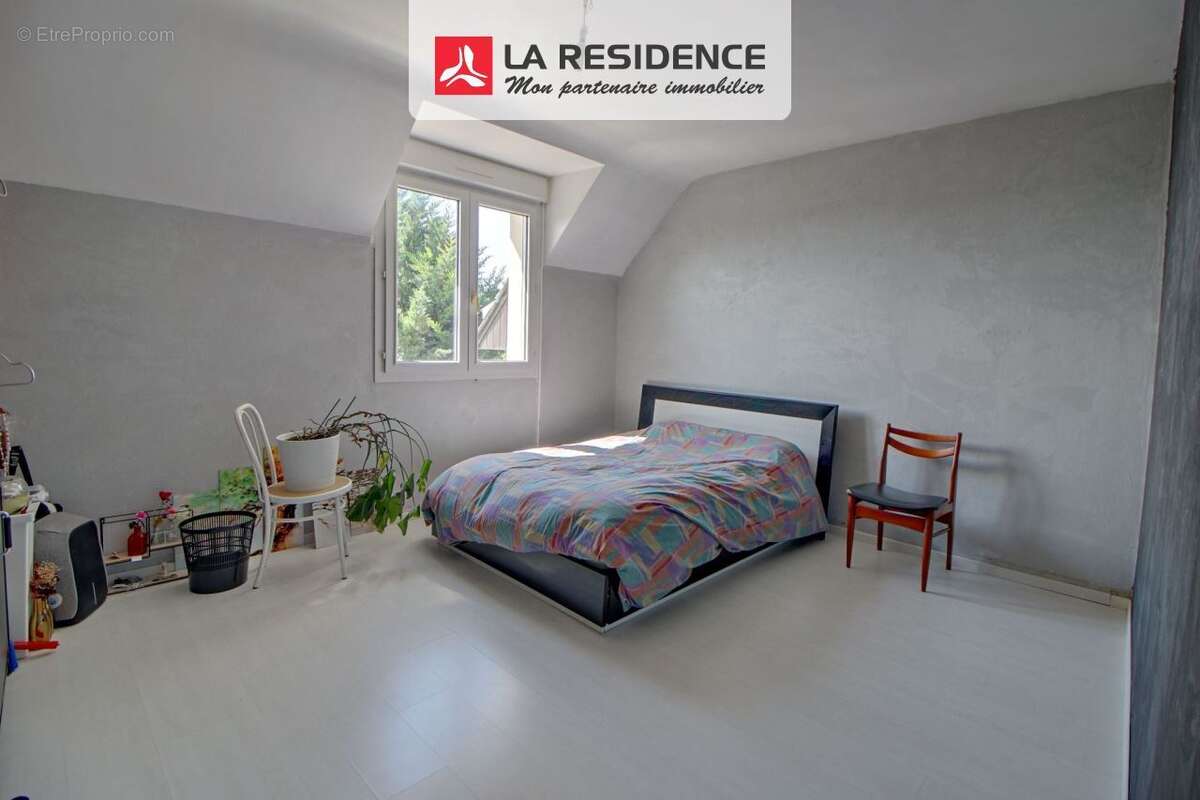 Maison 196 m² à Meulan  - photo 6