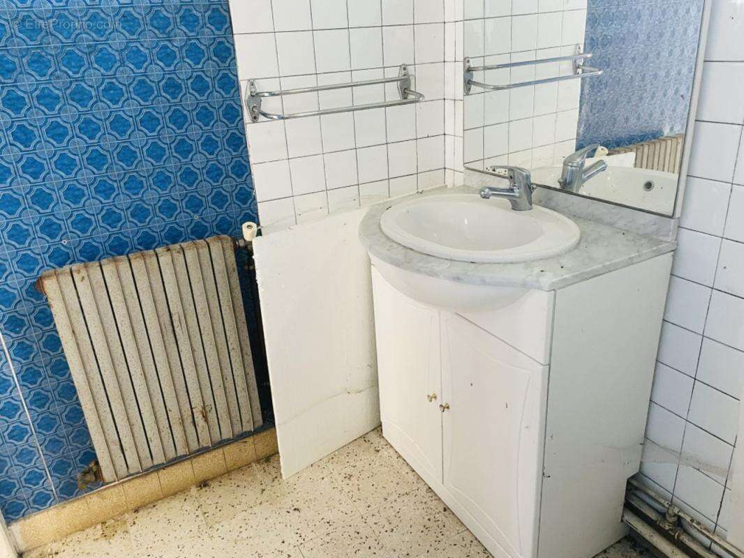 Maison à COURGENARD