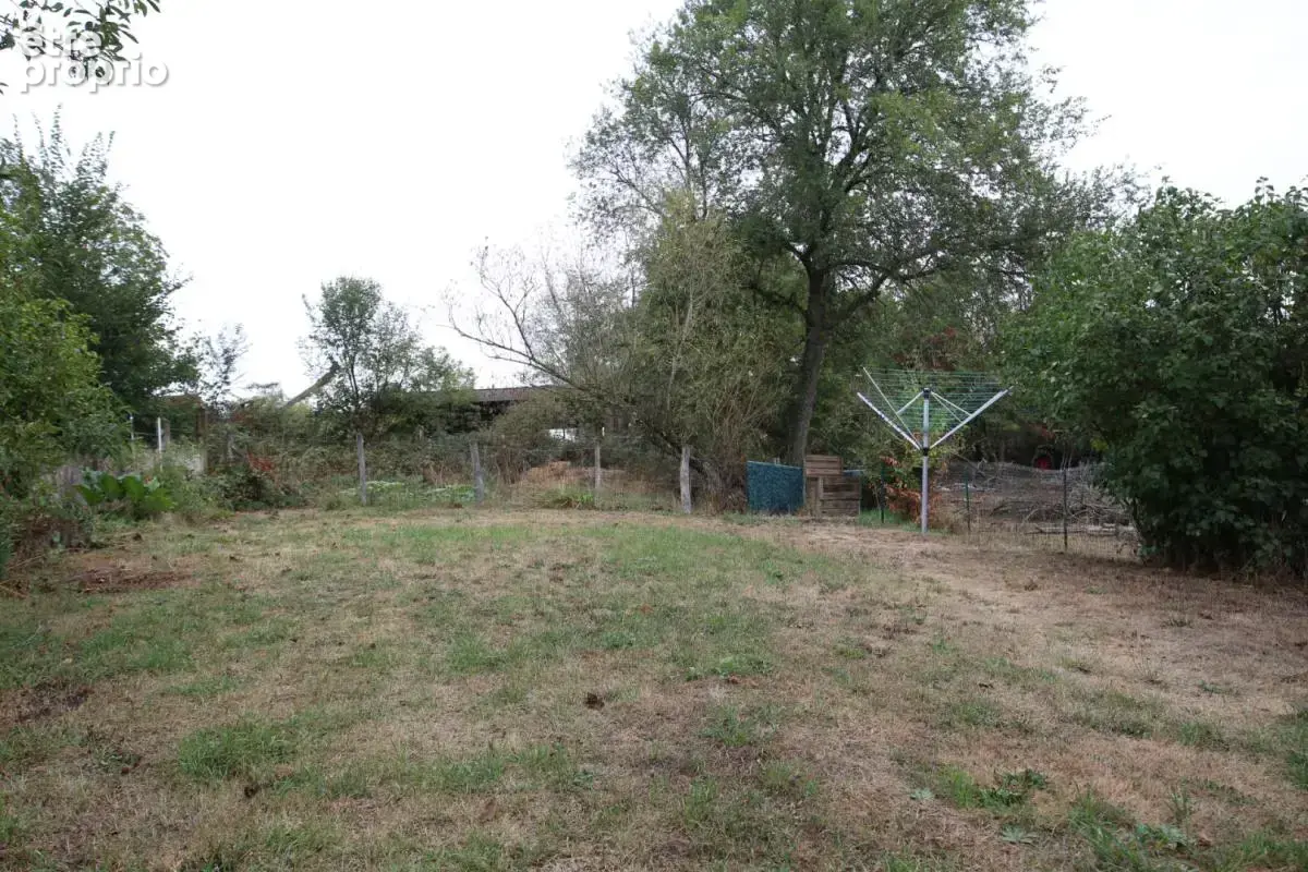 Maison mitoyenne entièrement rénovée ouvrant sur terrain de plain-pied - photo 3