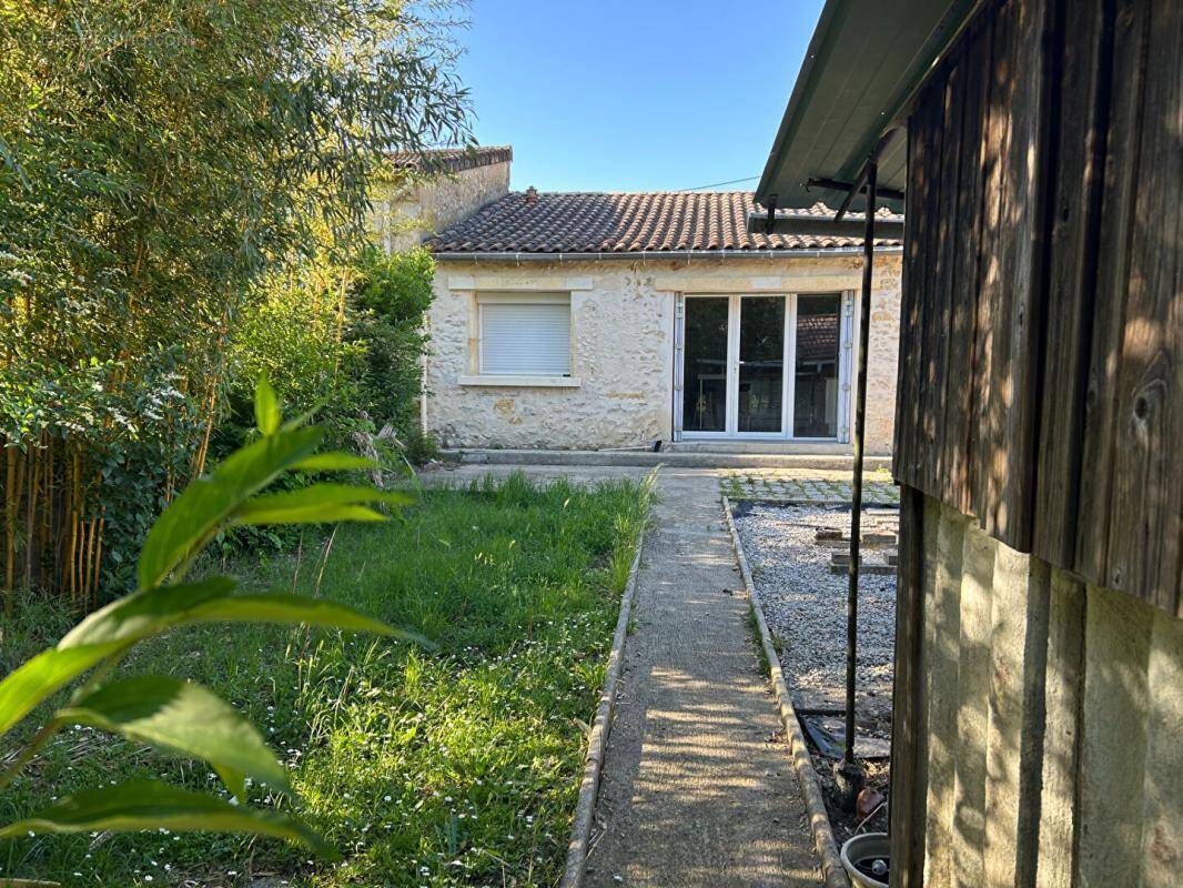 Maison à SAINT-MEDARD-EN-JALLES
