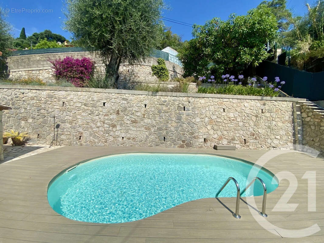 Maison 210 m² à Menton  - photo 4