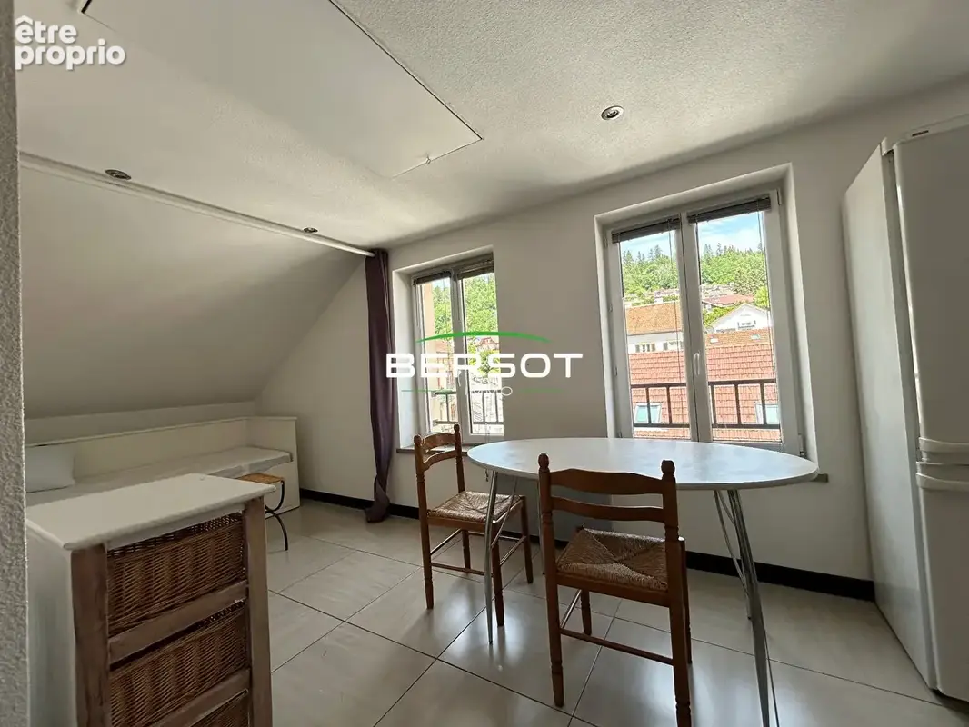 Appartement meublé au coeur de Morteau proche de la Suisse - photo 3