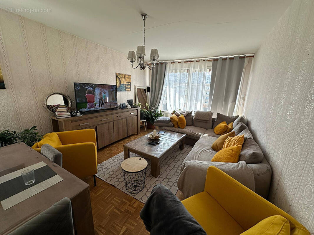 Photo 1 - Appartement à SAINT-ETIENNE