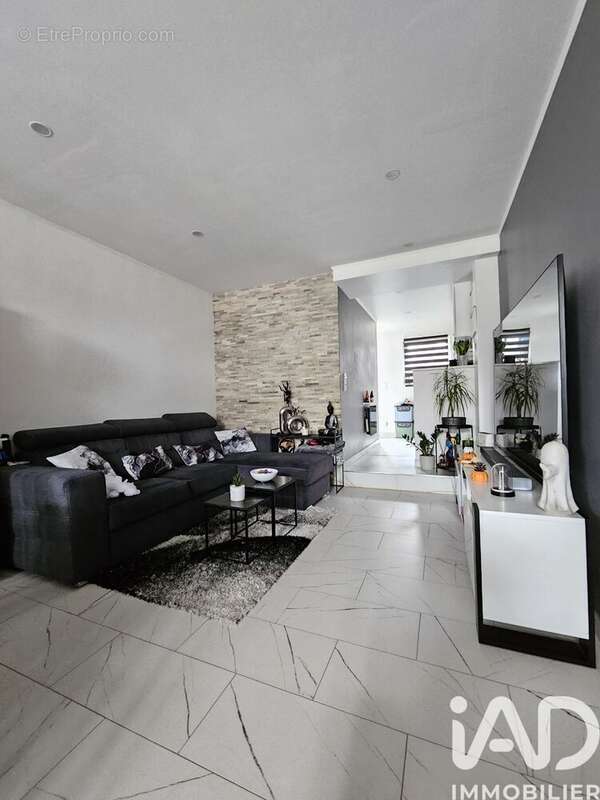 Photo 2 - Maison à LONGWY