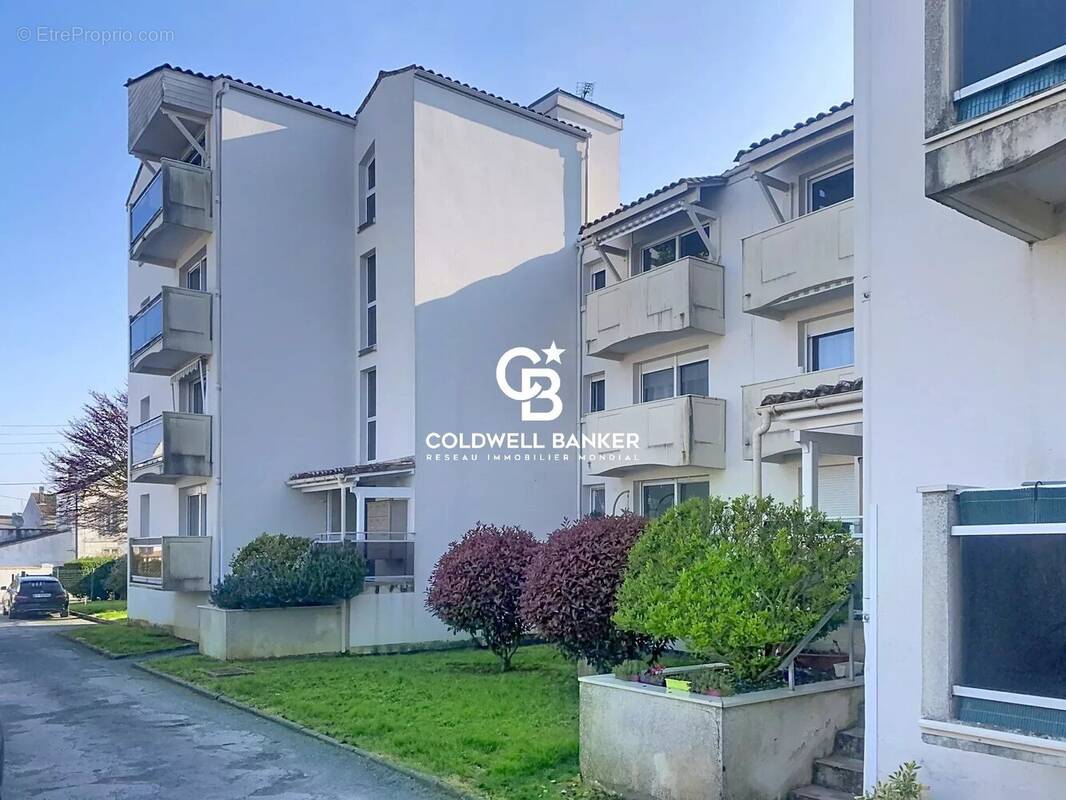 Appartement à SAINTES