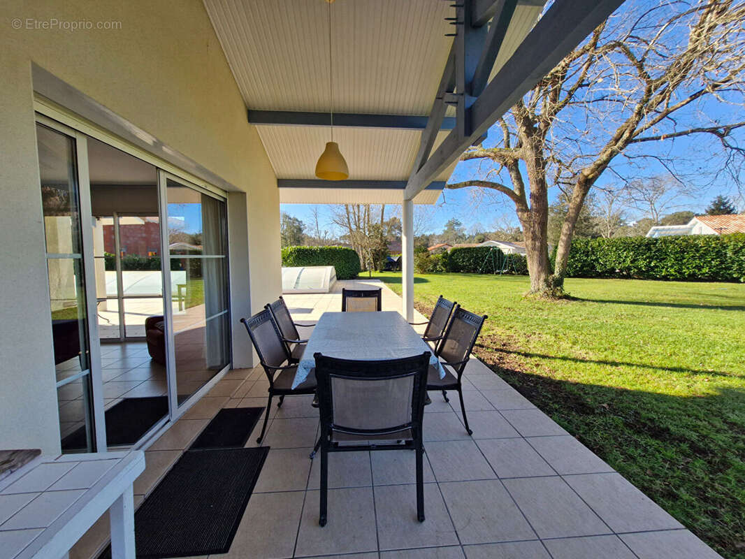 Maison à SAINT-MICHEL-ESCALUS