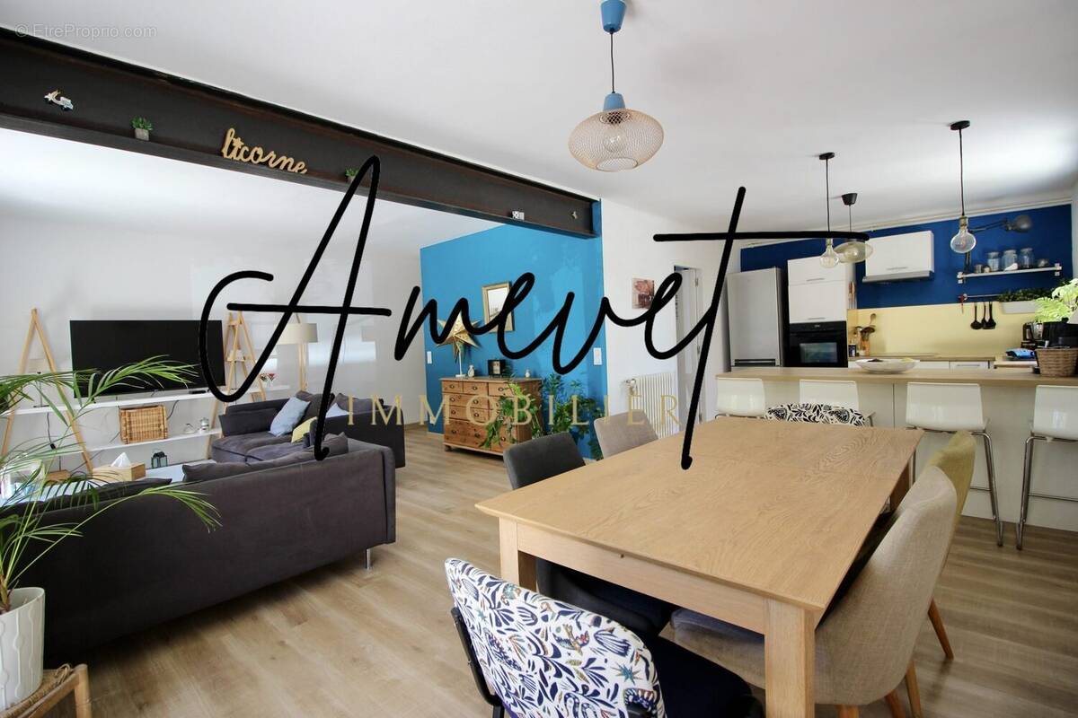 Maison à MORIERES-LES-AVIGNON