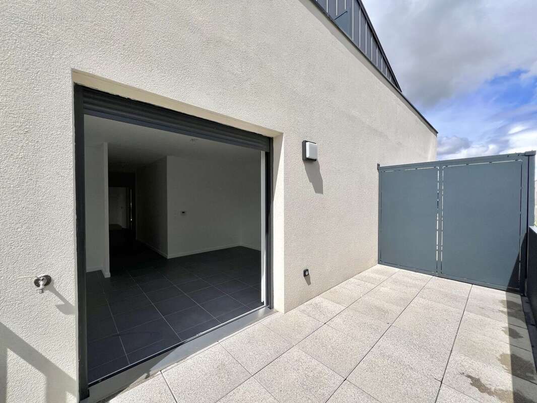 Appartement à PONT-DE-CHERUY