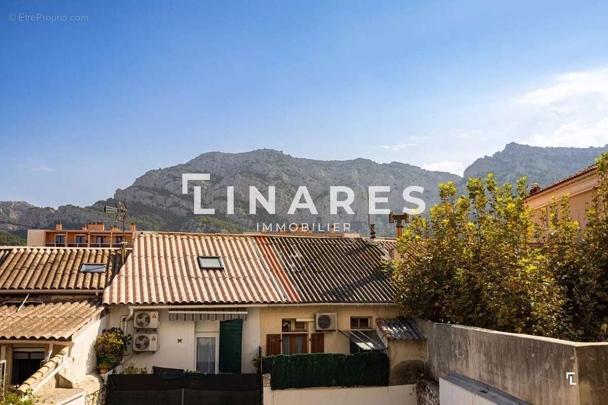 Appartement à MARSEILLE-8E