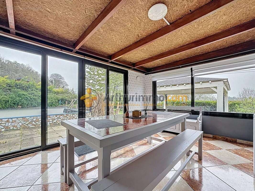 Maison à CUISSY-ET-GENY