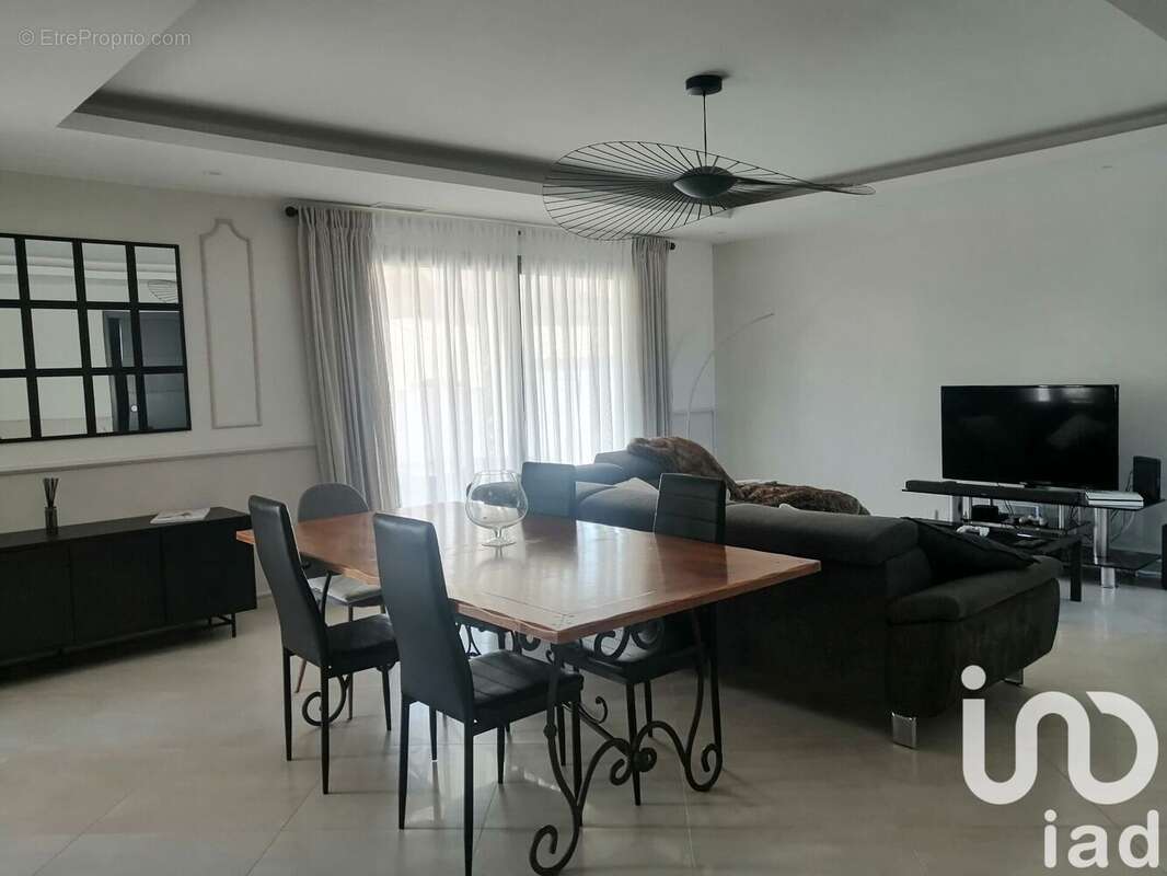 Photo 6 - Maison à SORGUES