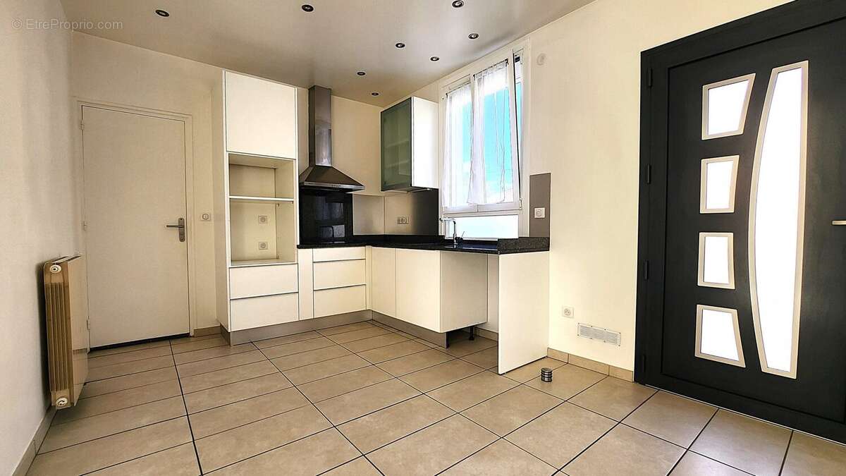 Maison à MAISONS-ALFORT