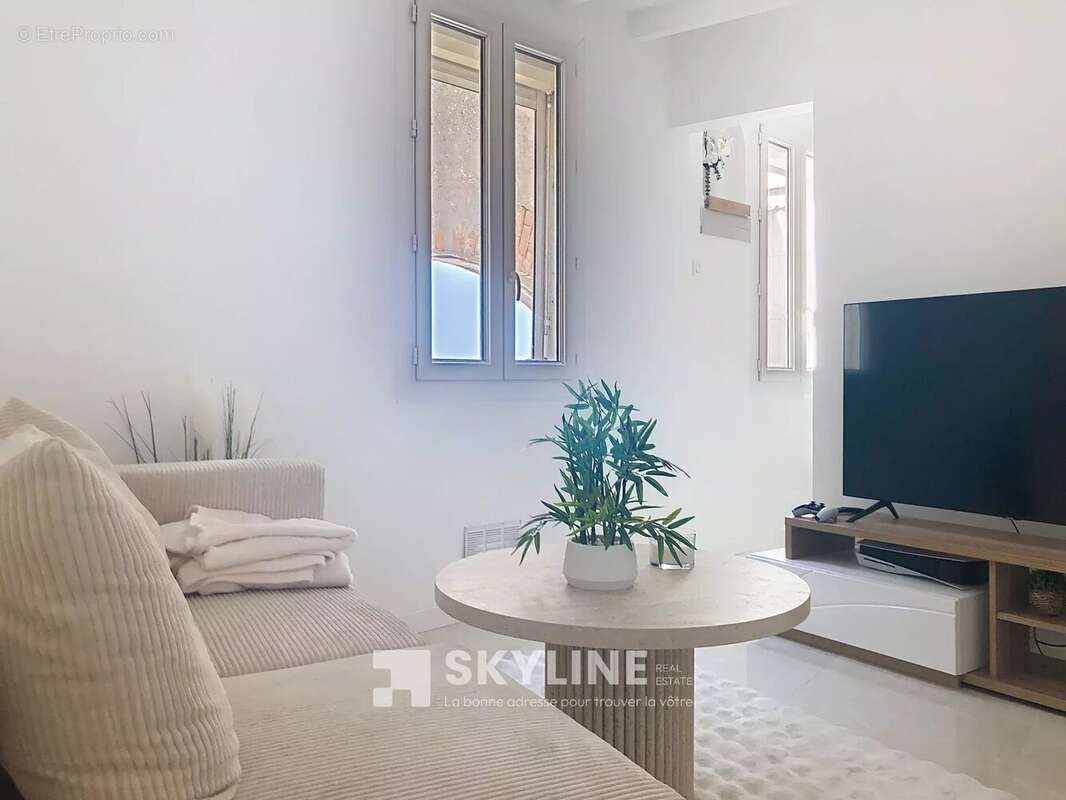 Appartement à MARSEILLE-6E