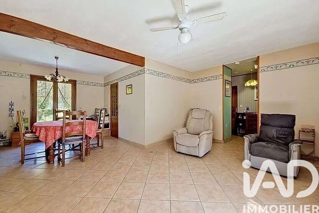 Maison 94 m² à Buno-Bonnevaux  - photo 6