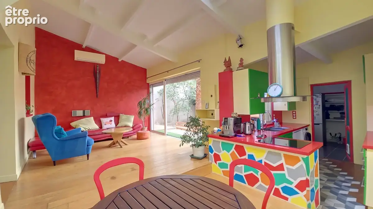 CANNES-LA-BOCCA à vendre maison 6 pièces de 131 m2 sur un terrain de 386 m2 avec piscine hors sol - photo 5