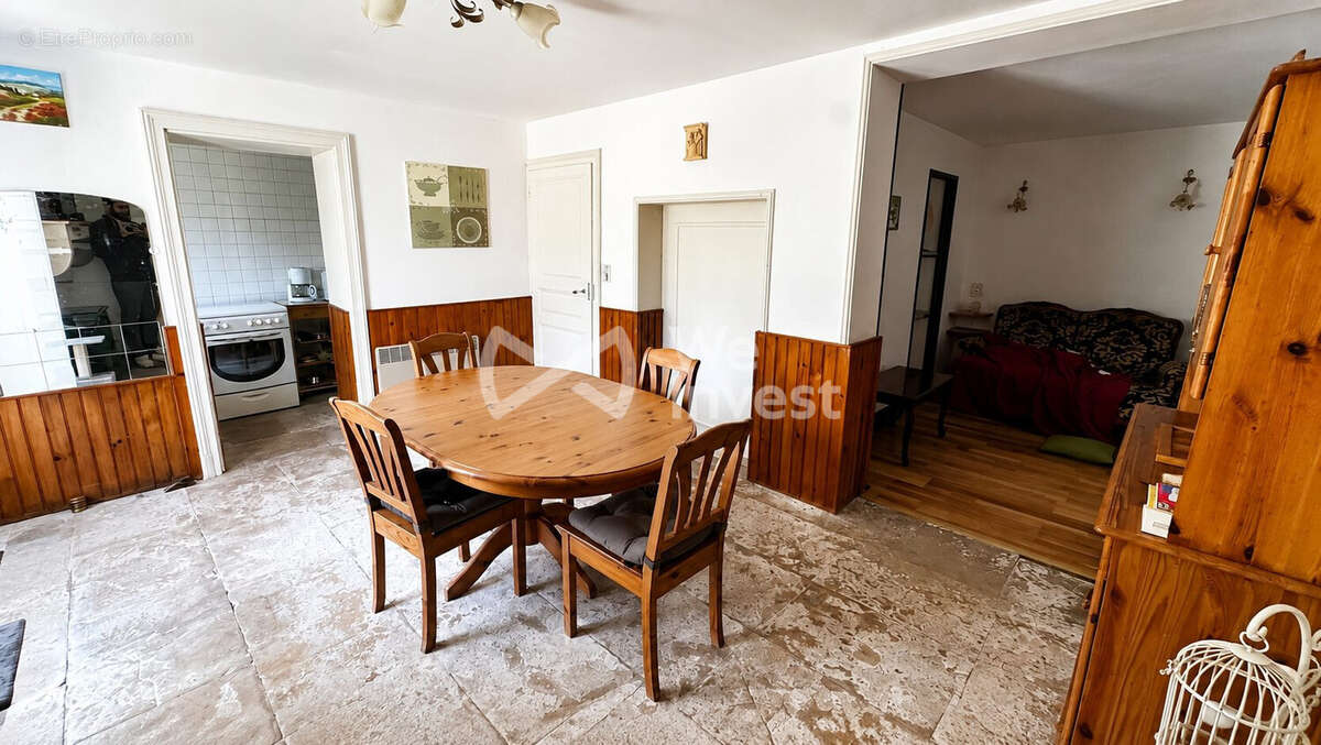 Maison 3 pièces 80 m² à vendre à Ancy-Le-Franc (89160) - photo 5