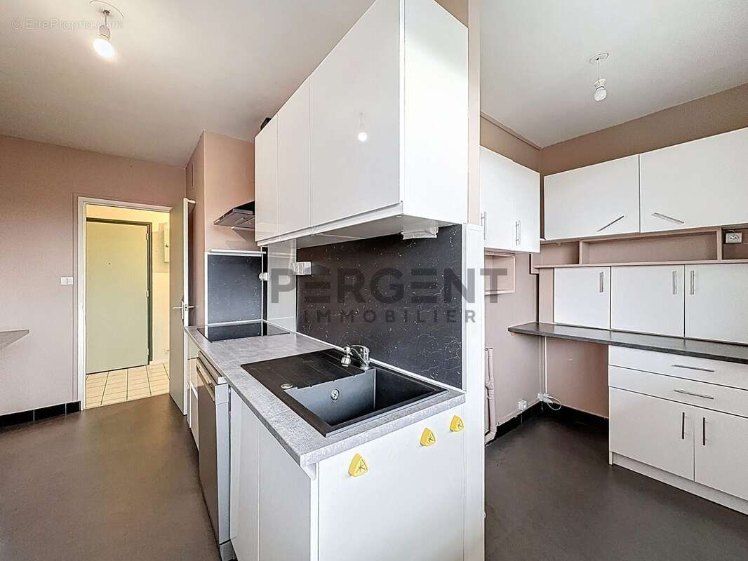 Appartement à CHARLEVILLE-MEZIERES