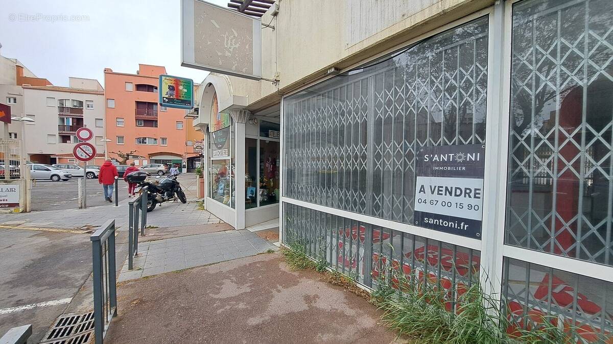Commerce à AGDE