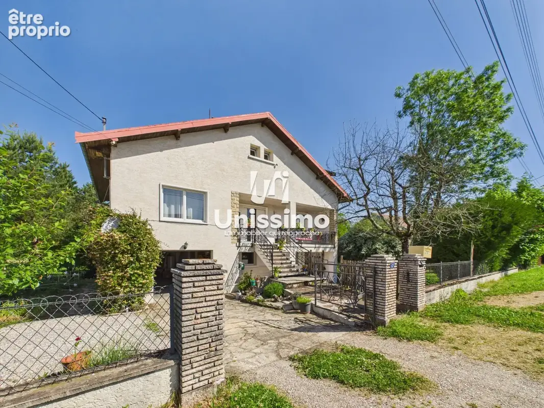 Maison 7 pièces 155 m² à vendre à L'isle-Sur-Le-Doubs (25250) - photo 5