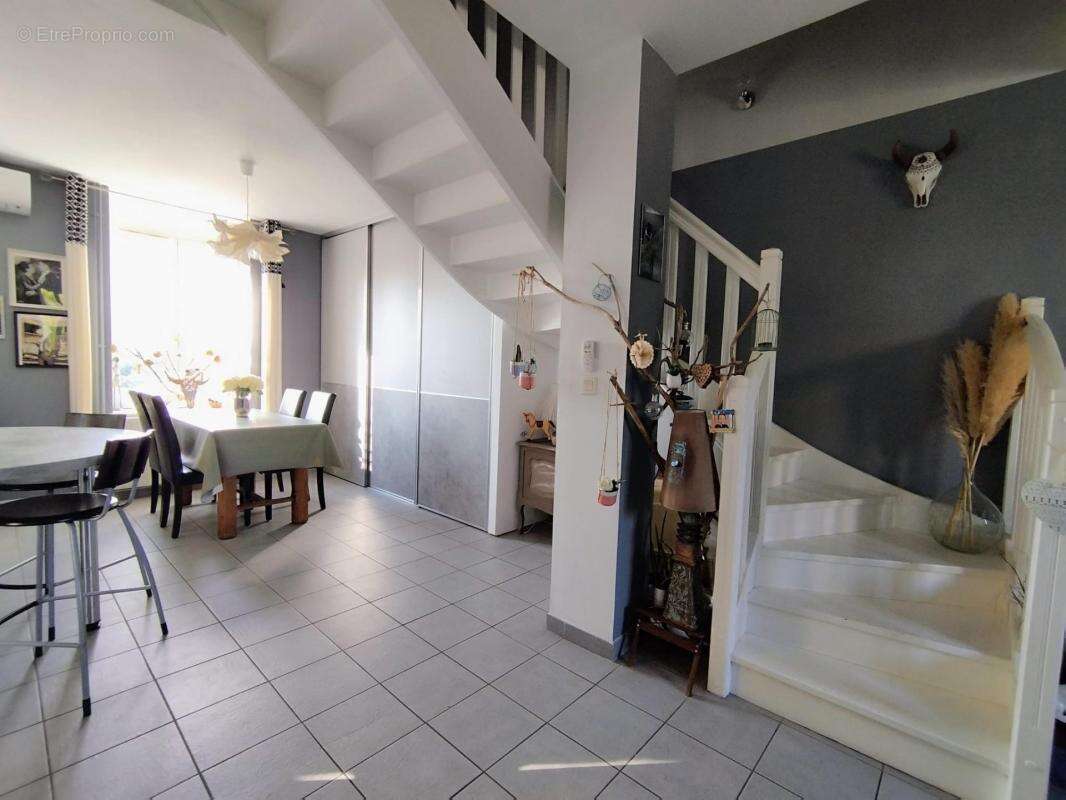 Maison à ROCHE-LA-MOLIERE