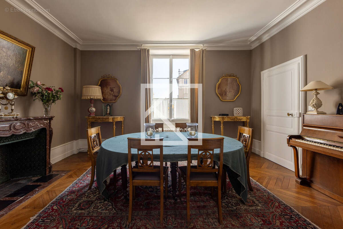 Maison 432 m² à Le Mans  - photo 7
