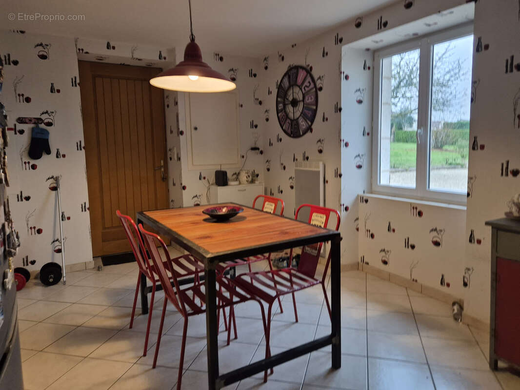 Maison à TOCANE-SAINT-APRE