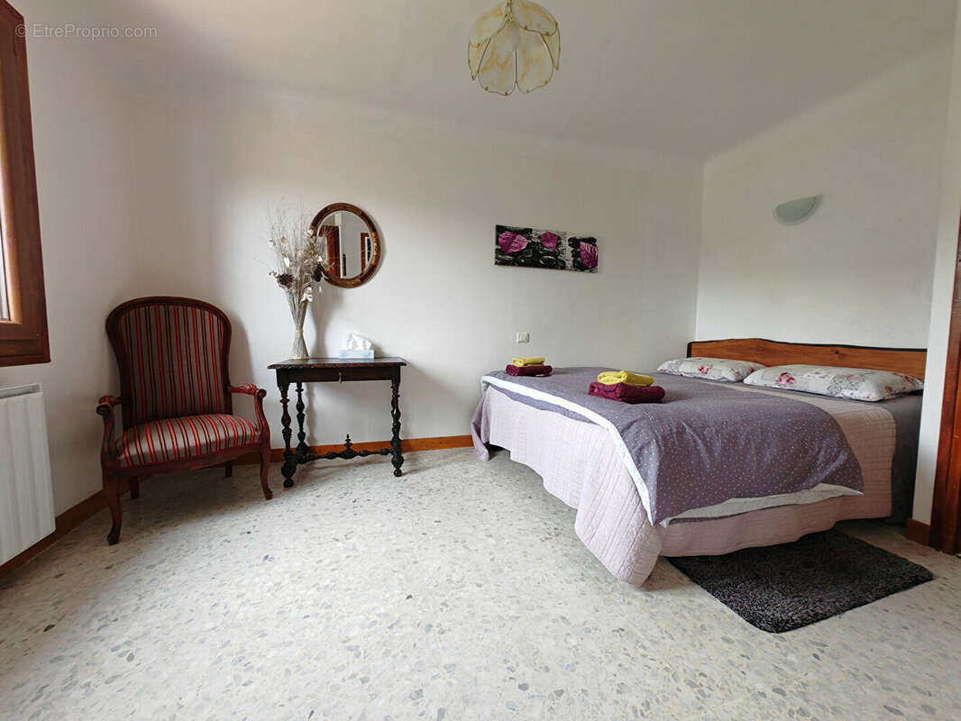 Maison à SAINT-ANTONIN