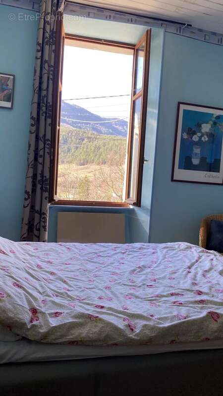 Appartement à BARNAVE