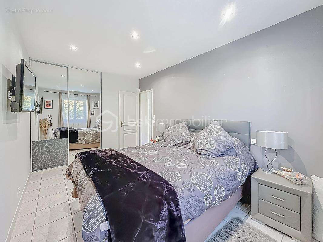 Maison à COURNONSEC