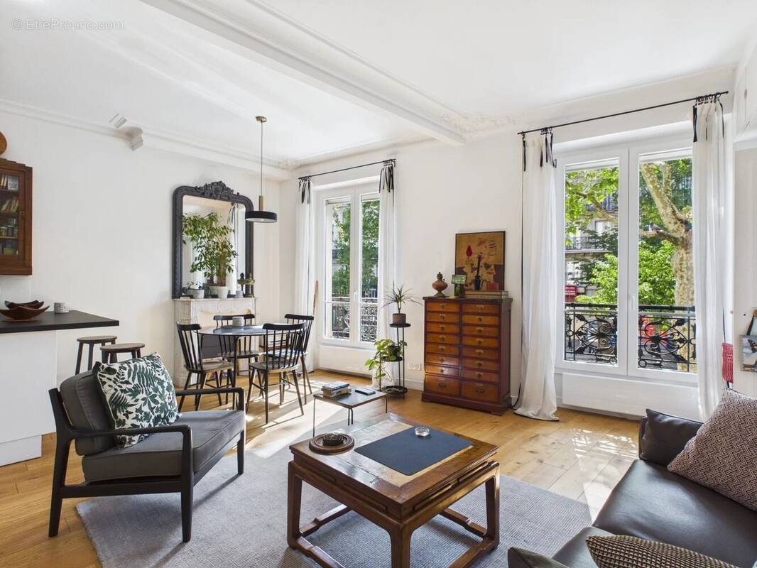 Appartement à PARIS-18E