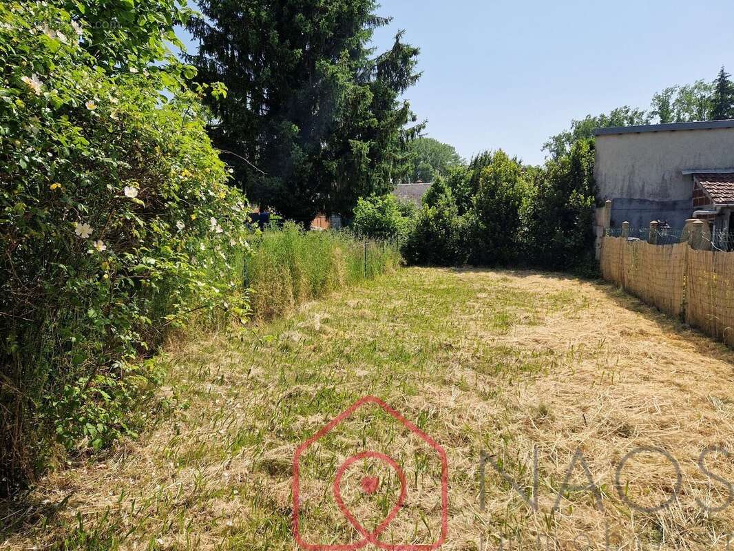 Maison à BRINON-SUR-SAULDRE