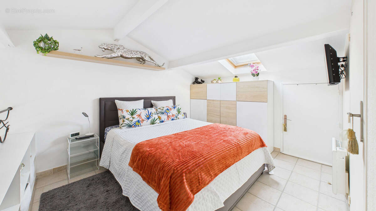 Appartement à CARQUEIRANNE