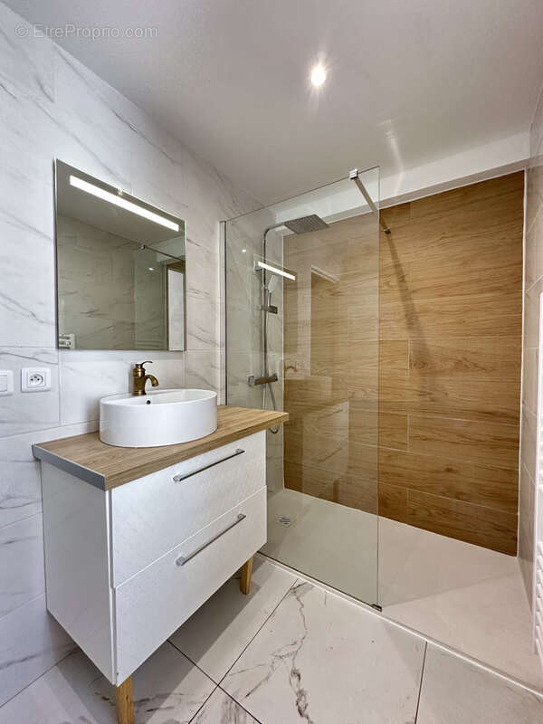 Appartement à SAINT-CYPRIEN