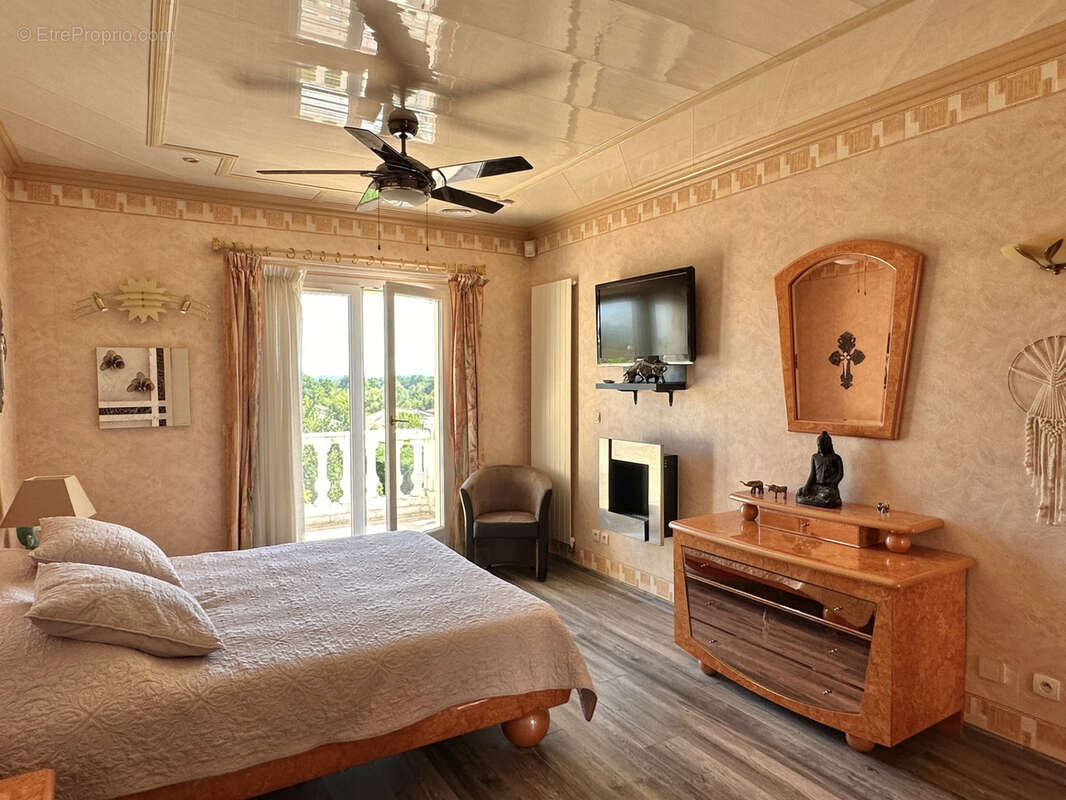 Grezieu maison familiale d'exception volumes remarquables au grand calme - photo 14