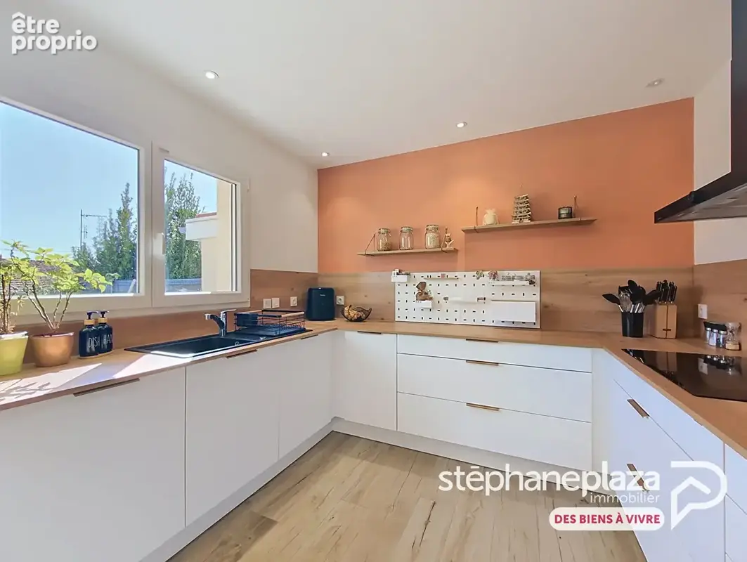 Maison de 2023 ; 124m² avec 3 chambres + suite parentale, buanderie, garage - Terrain 500m² - photo 8