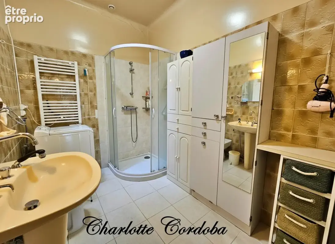 Maison plain-pied 3 chambres - Double garage - Dépendances - 2980 m² de terrain et bois - photo 14