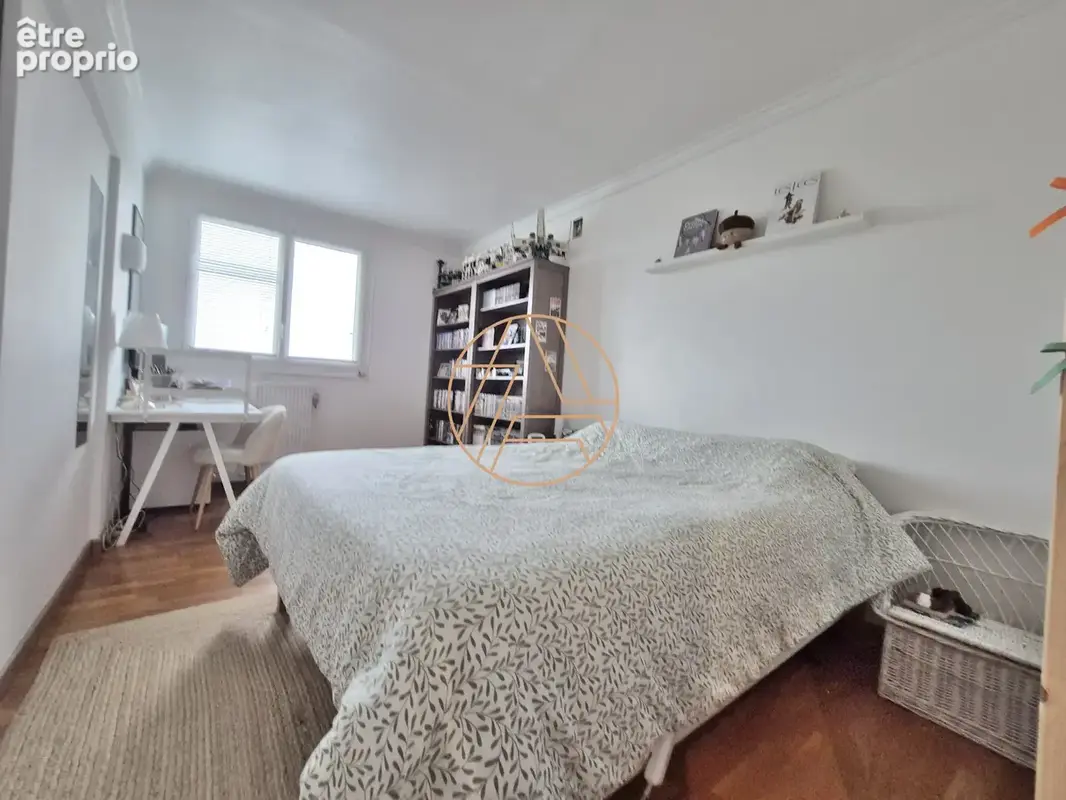 Appartement 83 m² à Saint-Maur-Des-Fosses  - photo 4