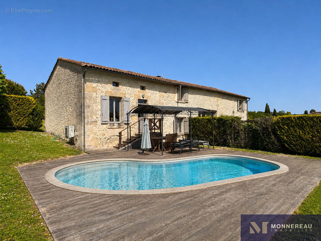 Maison à CHALAIS