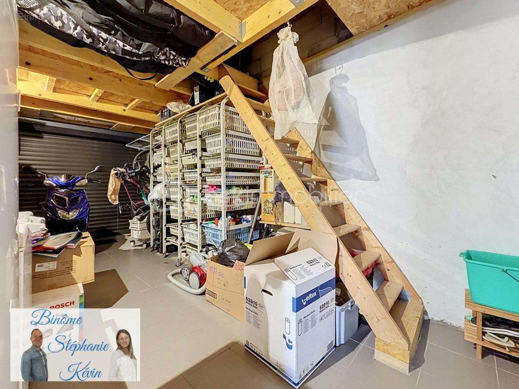  Maison familiale (5 chambres) avec piscine — Quartier calme à Cournonsec  - photo 16