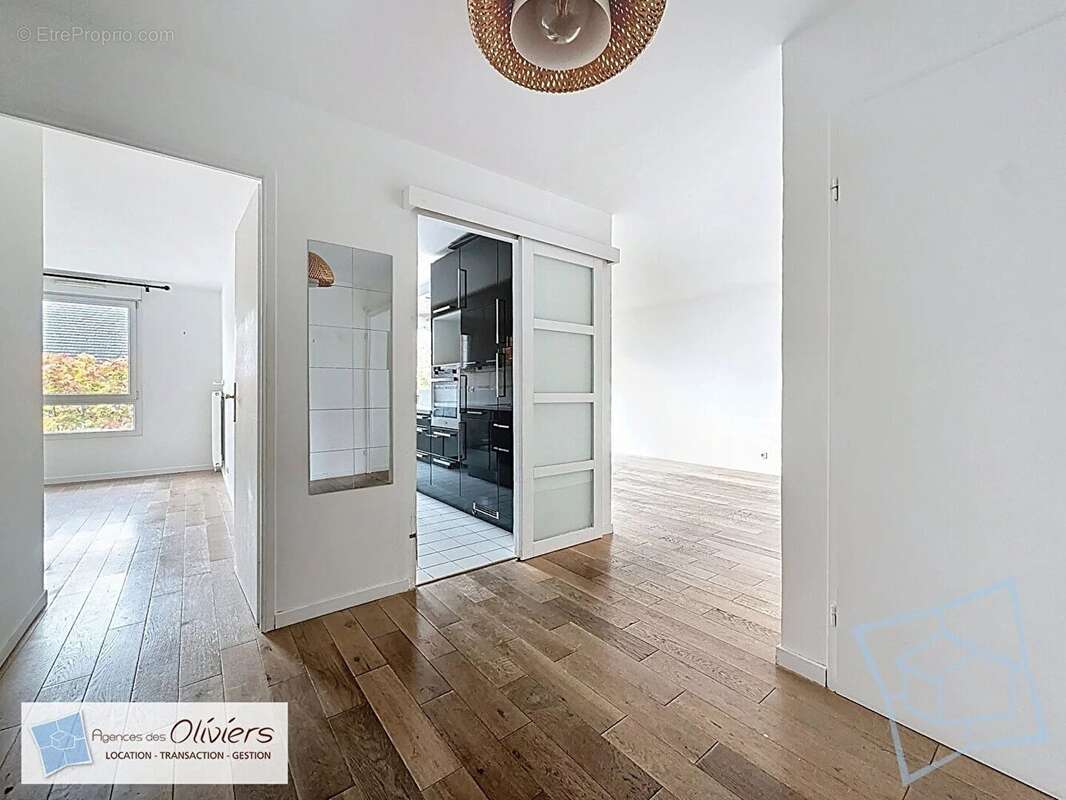 Appartement à MONTIGNY-LE-BRETONNEUX