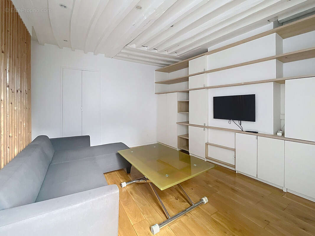 Appartement à SURESNES