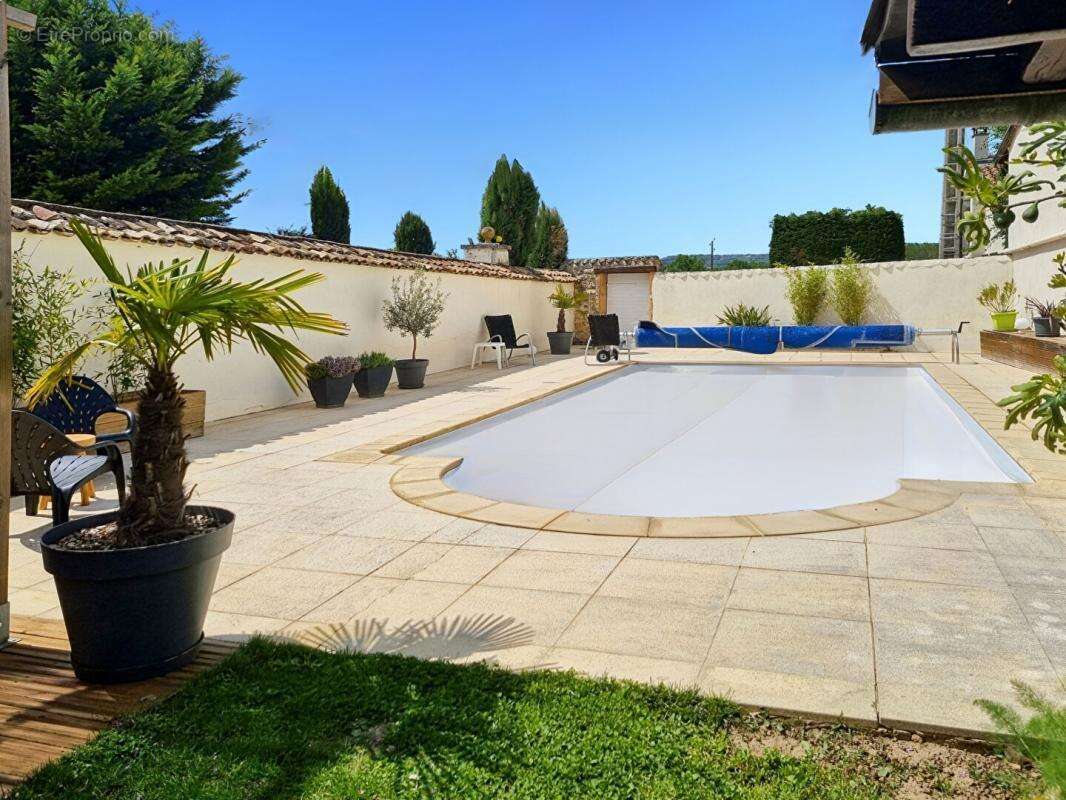 Maison à LES CHERES