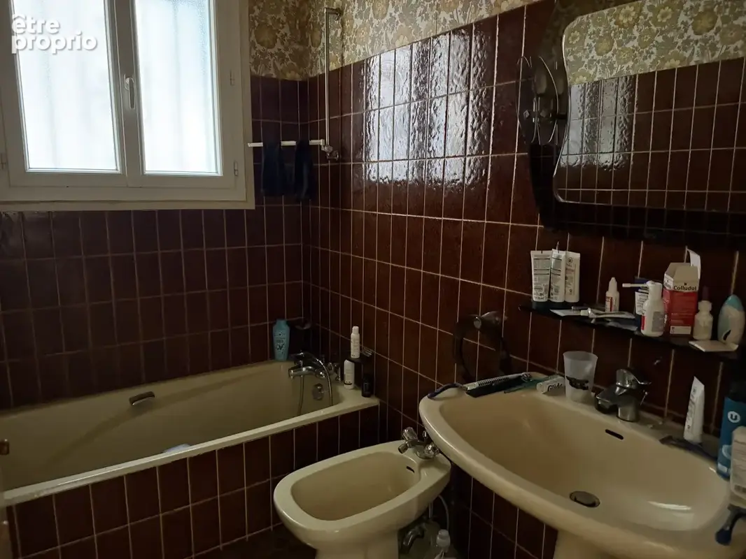 Grande maison sur sous-sol ancienne pisciculture - photo 16