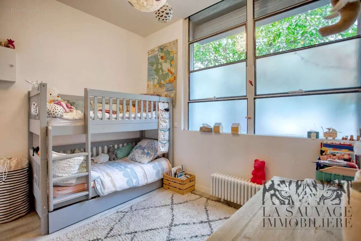 Commerce à MONTREUIL