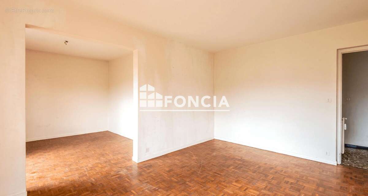 Appartement à DOUVAINE