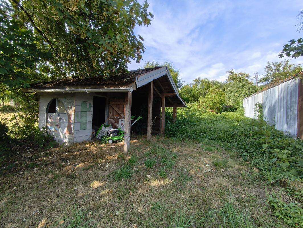 Maison à AILLEVILLERS-ET-LYAUMONT